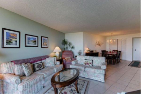 SST4-808 - South Seas Tower condo